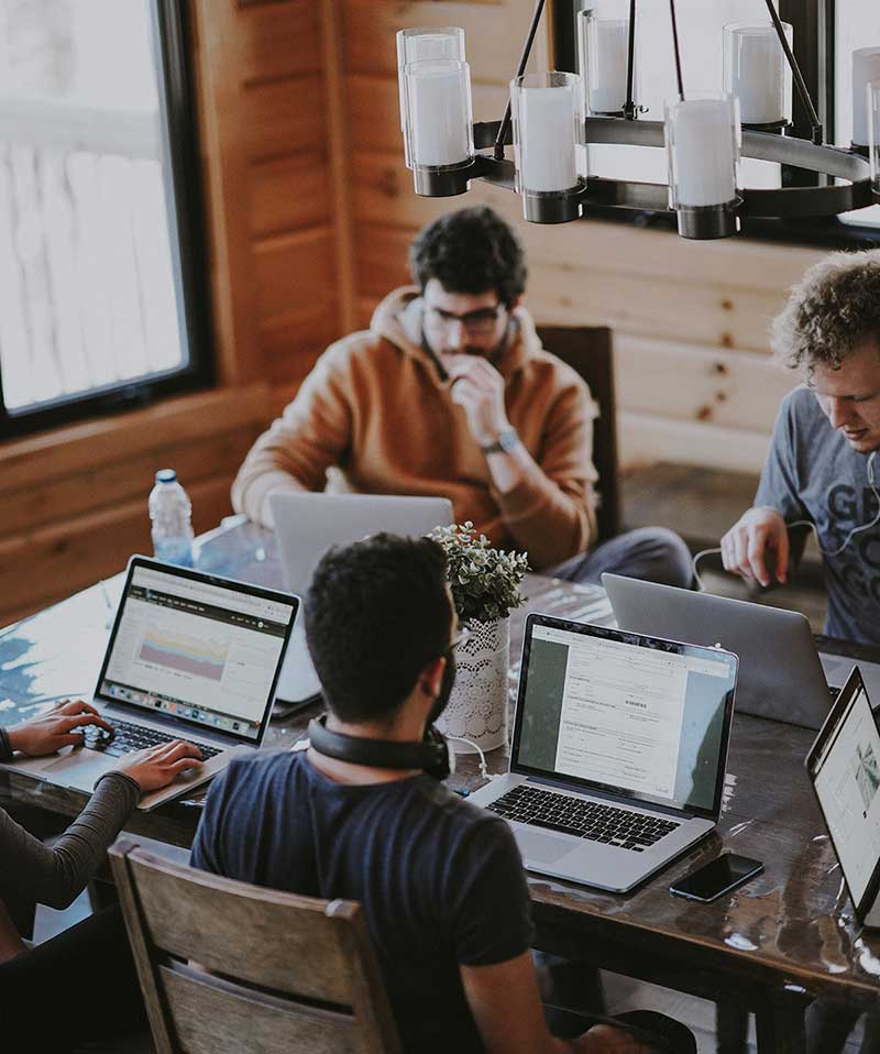 Growth Nordic i arbete med ett kommersiellt team